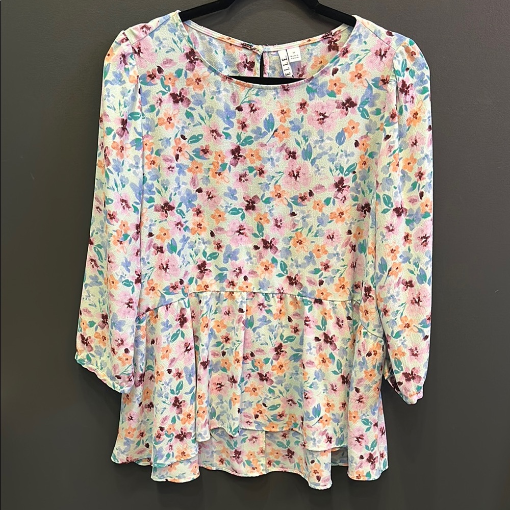 🛍️3FOR20 | Elle | Floral Spring Peplum Blouse | Medium | Women’s Spring Top‎